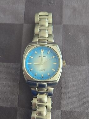 Vintage Diesel Silver Bracelet Watch with Blue Gradient Dial
